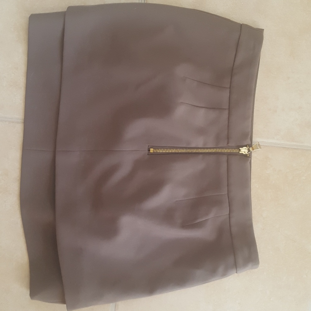 Express skirt - Picture 2 of 3